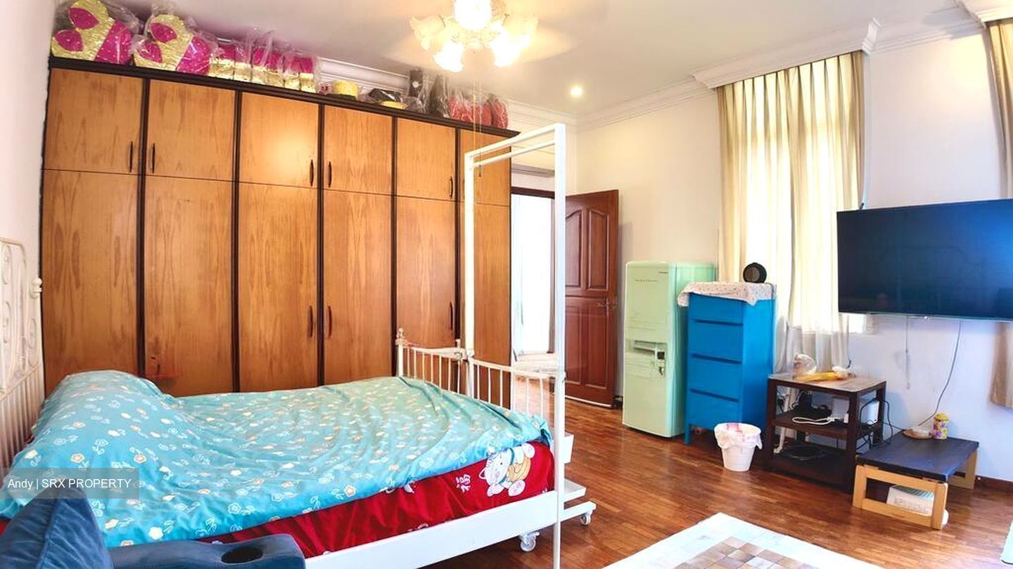 Pinewood Terrace (D25), Terrace #529427671